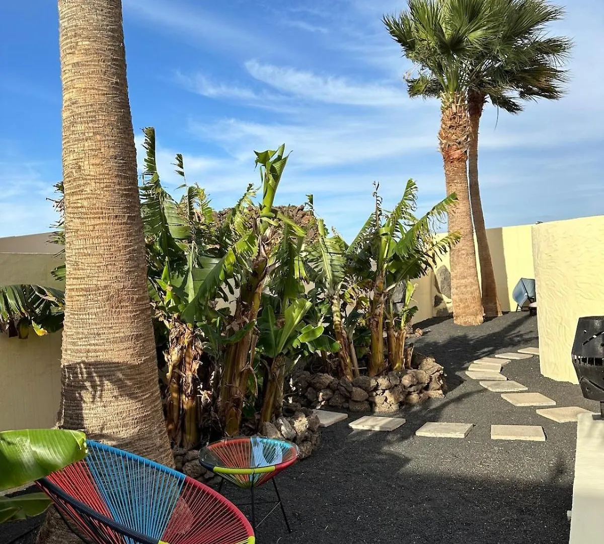 Cozy Canarian Guesthouse With Large Garden Teguise  Lägenhet Teguise (Lanzarote)