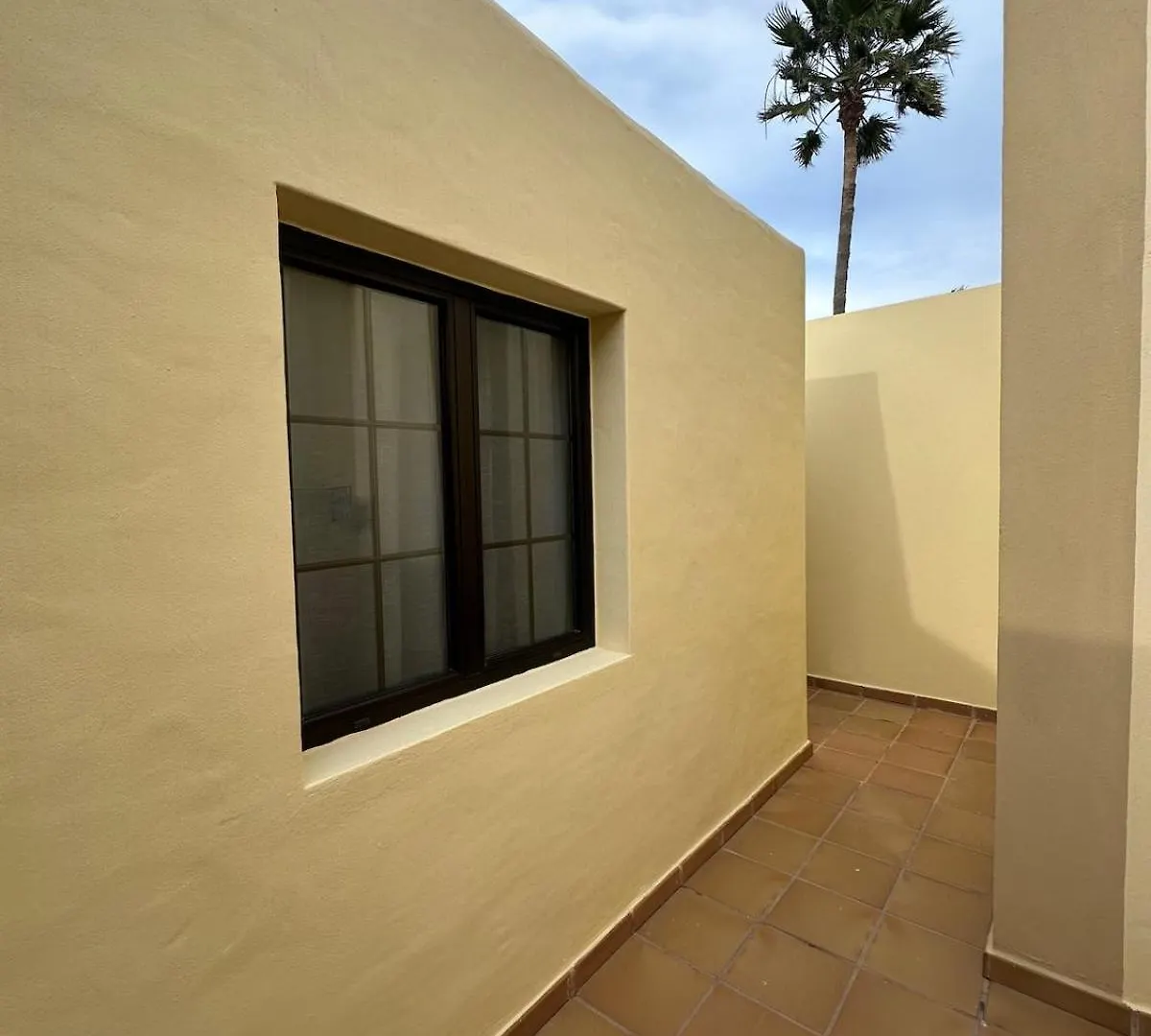 Cozy Canarian Guesthouse With Large Garden Teguise  0*, Teguise (Lanzarote)